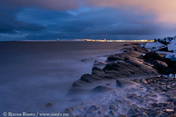 Bølge. Varangerfjorden, Finnmark 