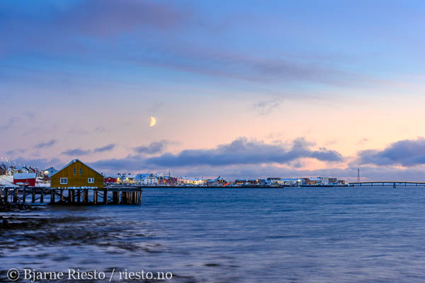 Bølge. Varangerfjorden, Finnmark 
